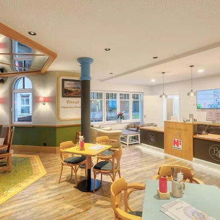 Apartment Baltischer Hof 4 *